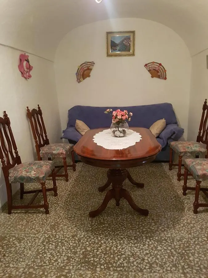 Apartamento Cueva Maite Cortes de Baza 0*,