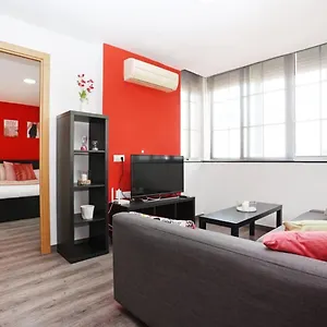 https://holidays2malaga-apartamento-san-rafael-renovado-2.hotelsinnerja.org